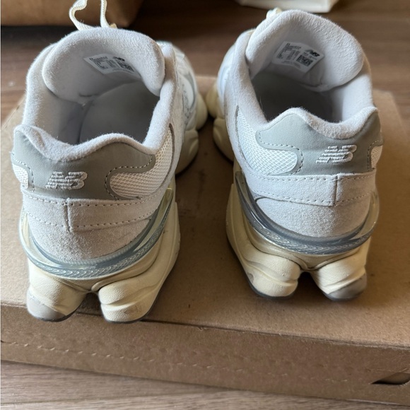 New Balance 9060 Sneakers - Picture 9 of 9